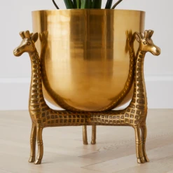Nikki Chu - Giraffe Planter -Home Decor Store webimage 120218034 2 jpg