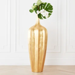 Home Decor Store 39 Accolade Vase