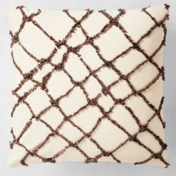 Iggy Pillow 18" - Ivory/Black