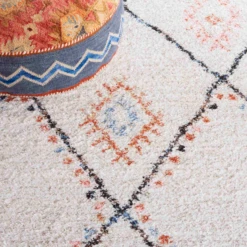 Hannah Rug - Ivory 12 Hannah Rug - Ivory -Home Decor Store webimage 620718865 DTL3